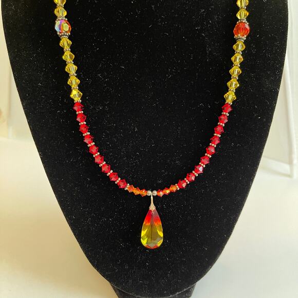 Fire Opal Pendant Crystal Elegant Handcrafted Beaded 18" Necklace Set - Picture 3 of 10